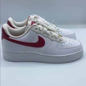 Nike Womens Air Force 1 '07 'White Noble Red'